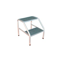 Escalera de 2 Peldaños en Acero de 50cm alto x 40cm largo x 33cm ancho con Regatones en Hule Antiderrapante - Mecano Rehab